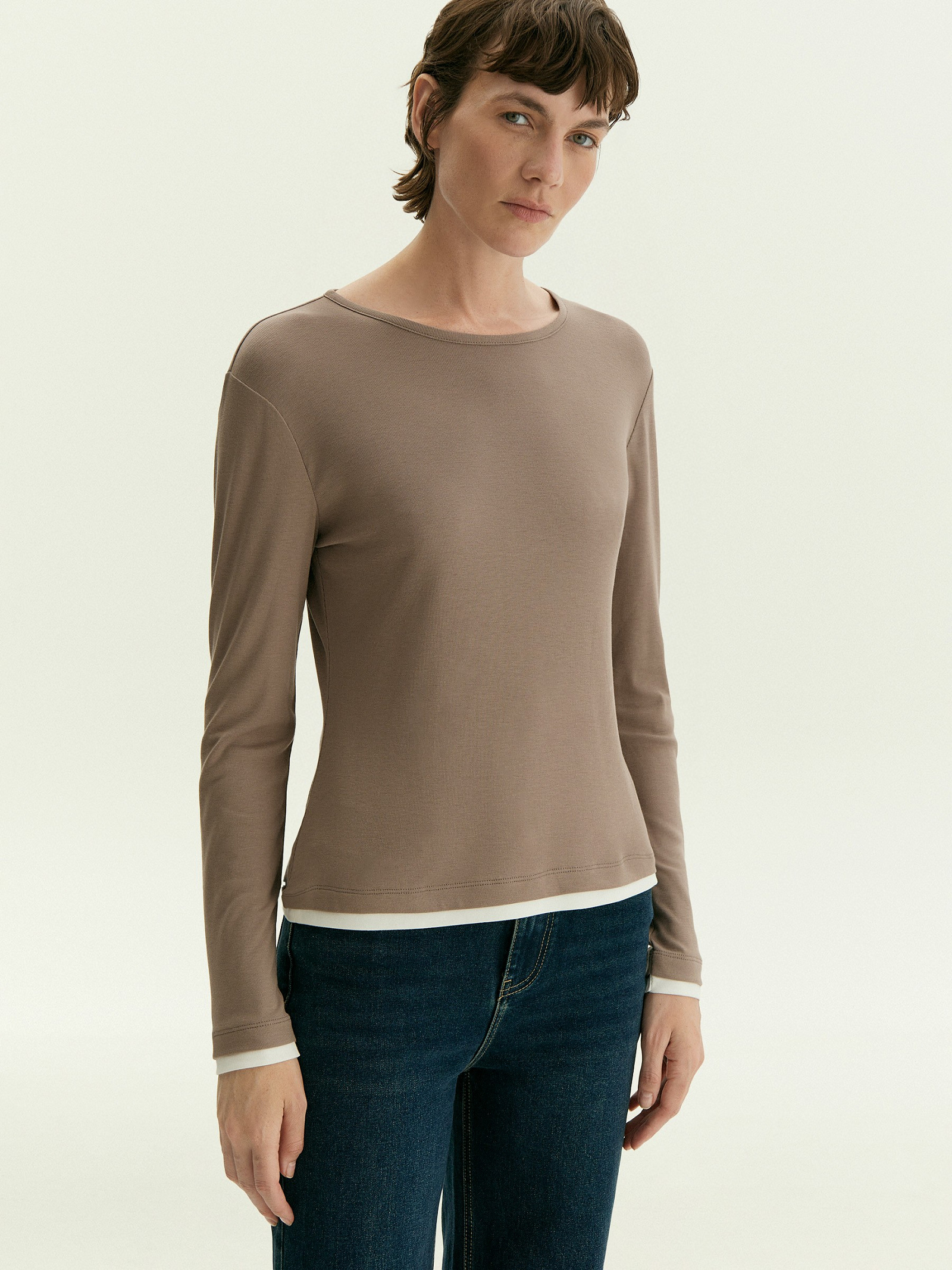 Лонгслив однотонный из вискозы